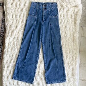 Free People Medium Wash High Rise Wide Leg Jeans Size 26.
